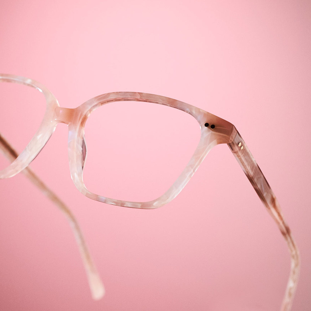 MODO Eyewear Lasting lightness since 1990